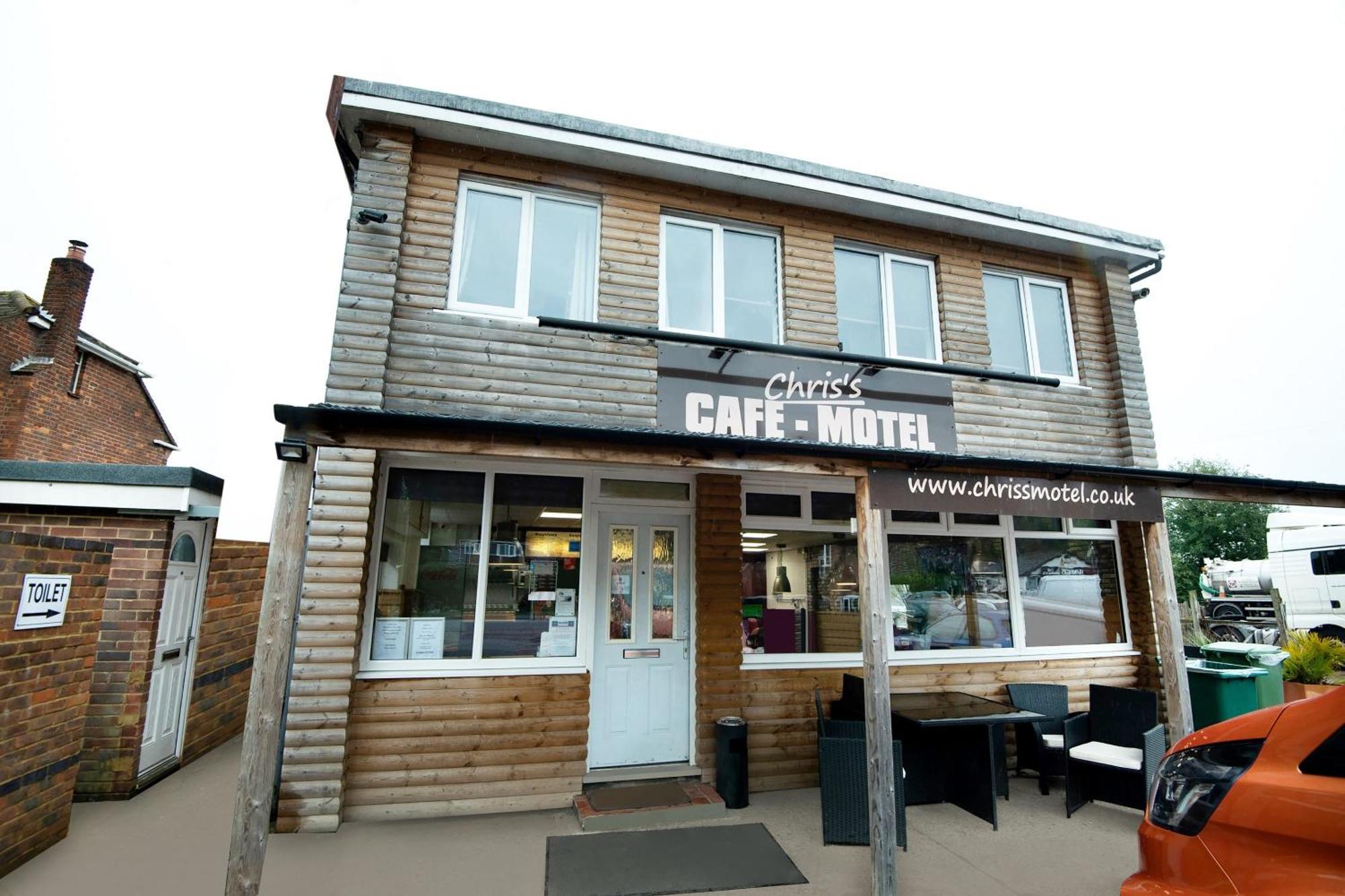 Chris'S Motel Stokenchurch Bagian luar foto